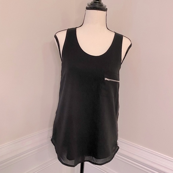 Paper Crane High-Low Sleeveless Top Black Zippered Blouse Size Small - Picture 2 of 7